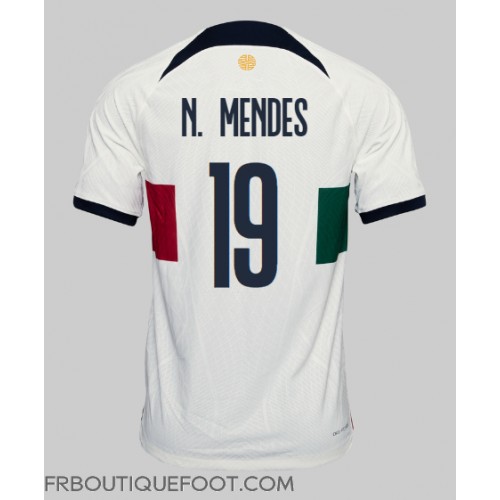 Maillot de foot le Portugal Nuno Mendes #19 Extérieur vêtements Monde 2022 Manches Courtes